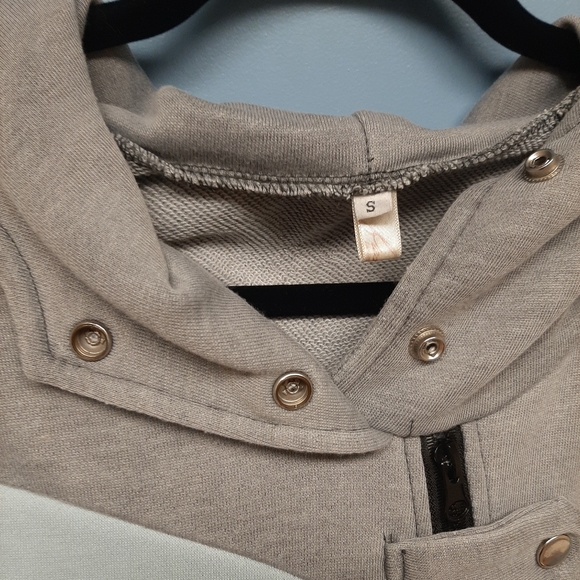 •Fashion Collection Multi Color Hoodie - Picture 3 of 3